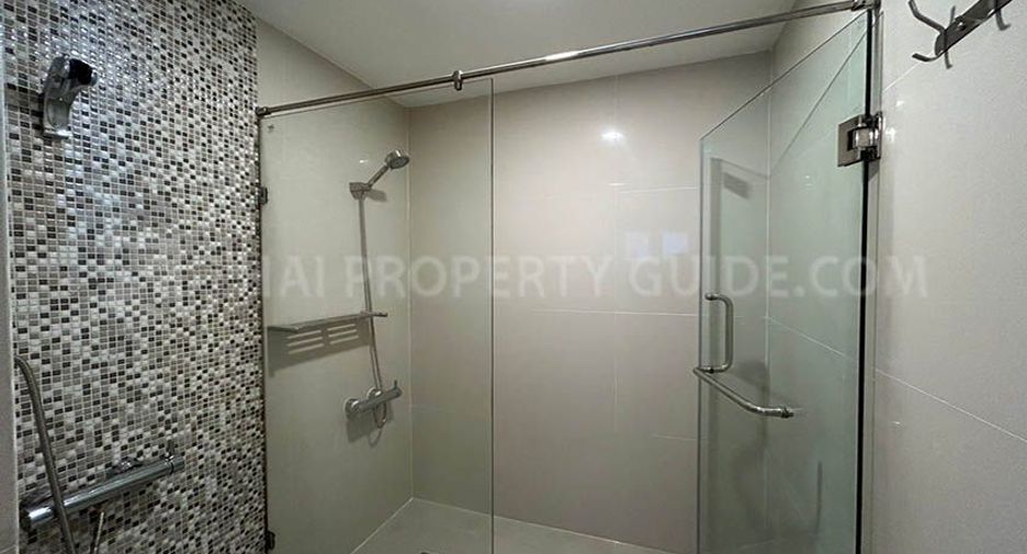 For rent 2 ベッドルーム condo in Pathum Wan, Bangkok