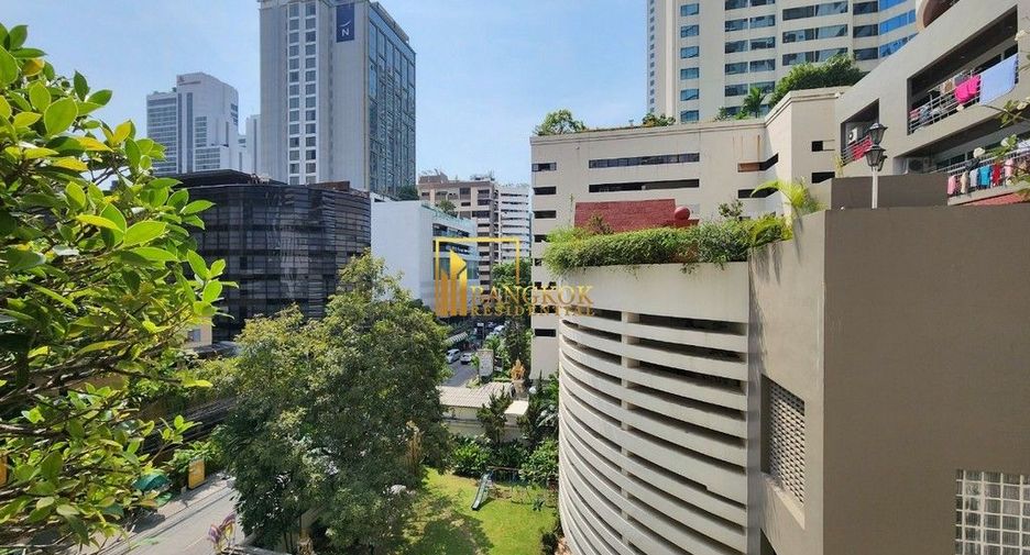 For rent 3 Beds apartment in Khlong Toei, Bangkok