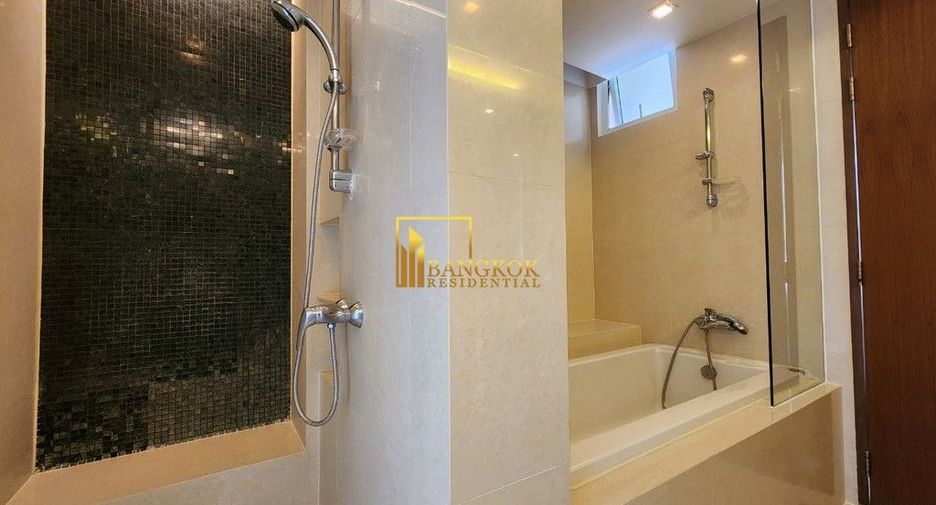 For rent 3 Beds apartment in Khlong Toei, Bangkok