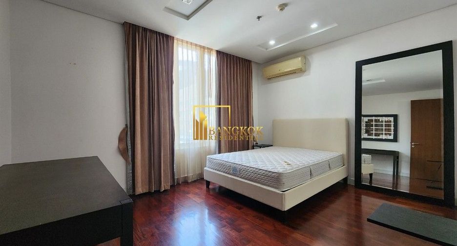 For rent 3 Beds apartment in Khlong Toei, Bangkok