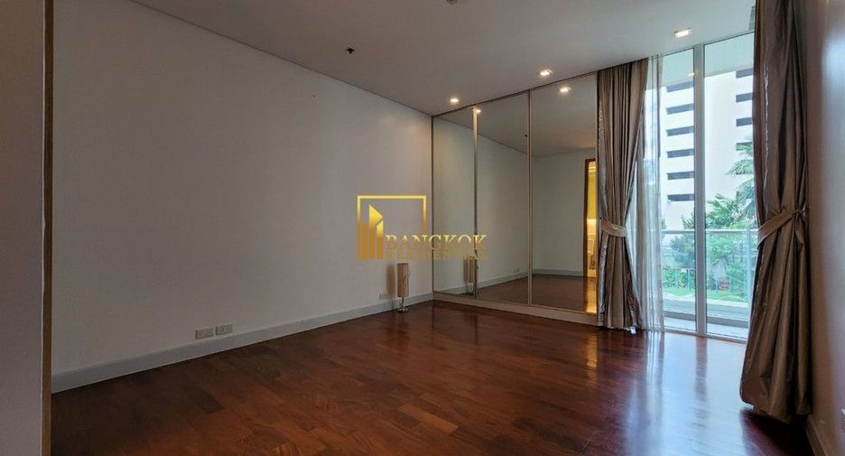 For rent 2 Beds apartment in Khlong Toei, Bangkok