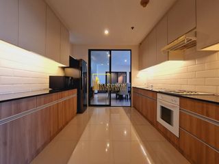 For rent 3 bedrooms apartment in Watthana, Bangkok