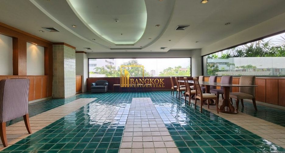 Аренда 4 спальни апартаменты в Щаттхана, Бангкок