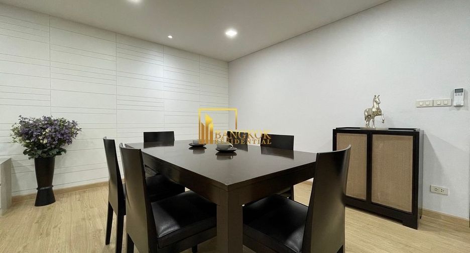 For rent 2 bedrooms apartment in Watthana, Bangkok