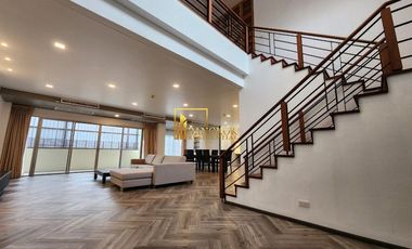 For rent 4 bedrooms apartment in Watthana, Bangkok