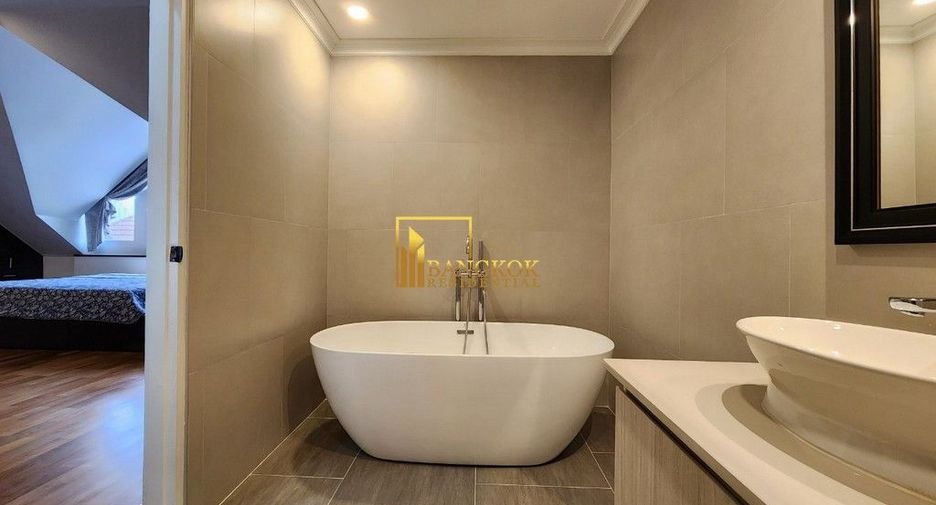 For rent 4 bedrooms apartment in Watthana, Bangkok