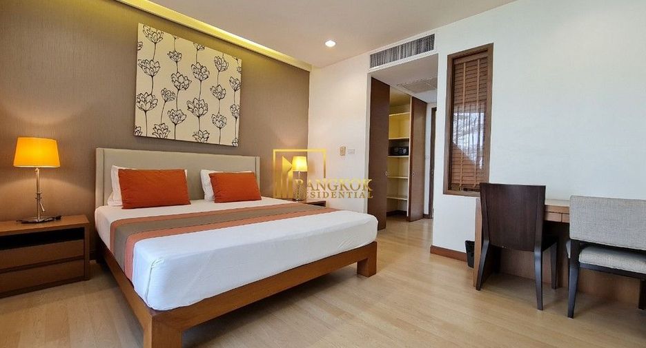 Apartment zur Miete mit 3 Zimmer in Pathum Wan, Bangkok