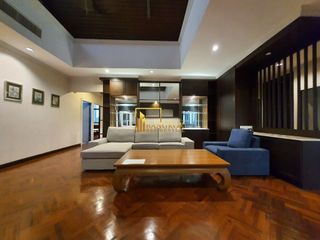 For rent 4 bedrooms apartment in Watthana, Bangkok