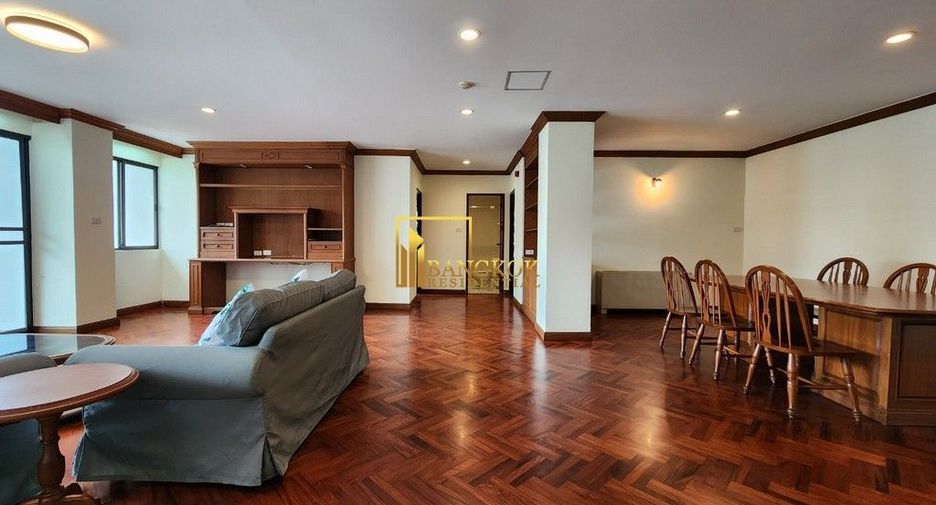 For rent 2 bedrooms apartment in Watthana, Bangkok