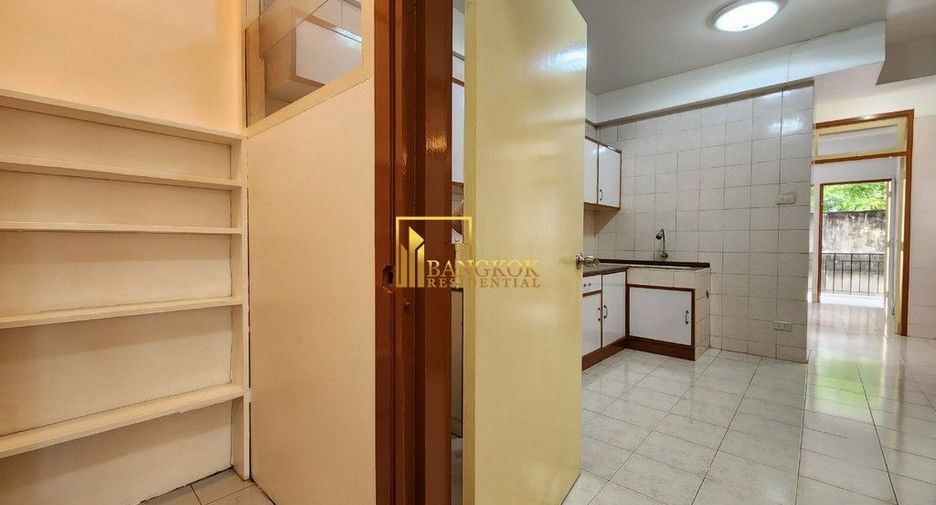 Apartment zur Miete mit 3 Zimmer in Watthana, Bangkok