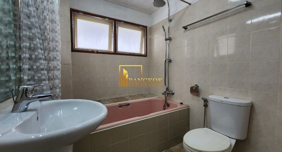 Apartment zur Miete mit 3 Zimmer in Watthana, Bangkok