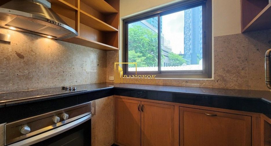 For rent 2 ベッドルーム apartment in Sathon, Bangkok
