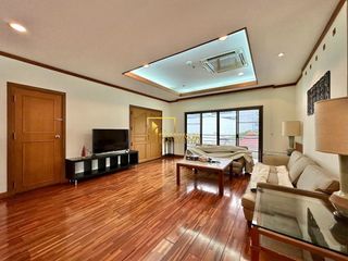 For rent 3 ベッドルーム apartment in Sathon, Bangkok