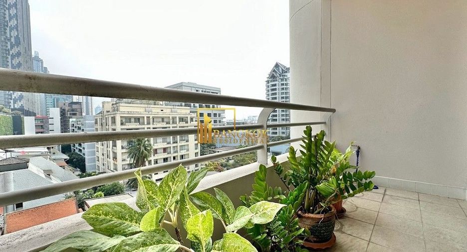 For rent 3 ベッドルーム apartment in Sathon, Bangkok