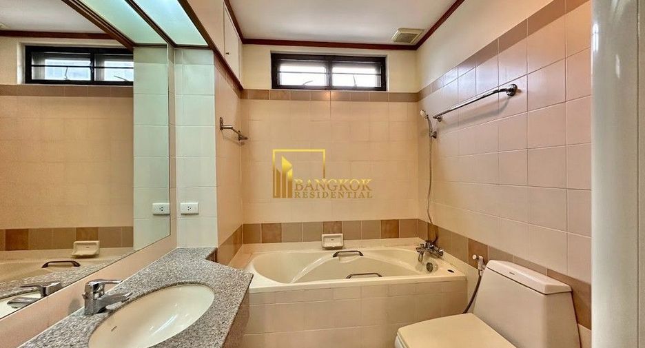 For rent 3 ベッドルーム apartment in Sathon, Bangkok