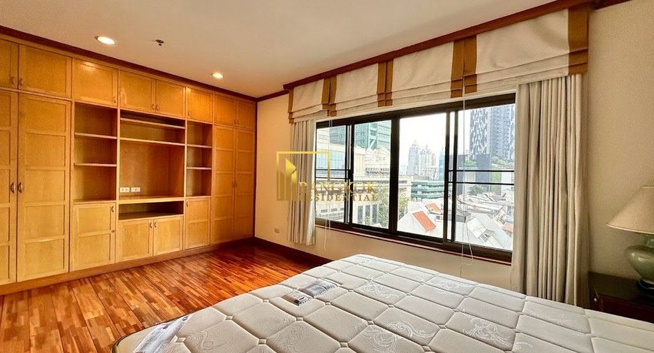For rent 3 ベッドルーム apartment in Sathon, Bangkok
