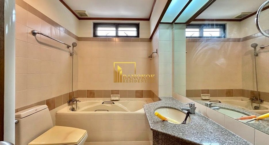 For rent 3 ベッドルーム apartment in Sathon, Bangkok