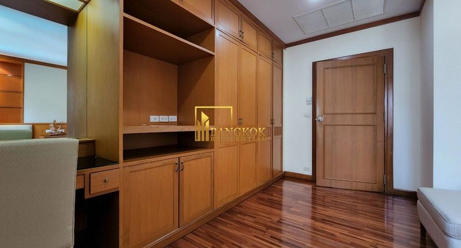For rent 3 ベッドルーム apartment in Sathon, Bangkok