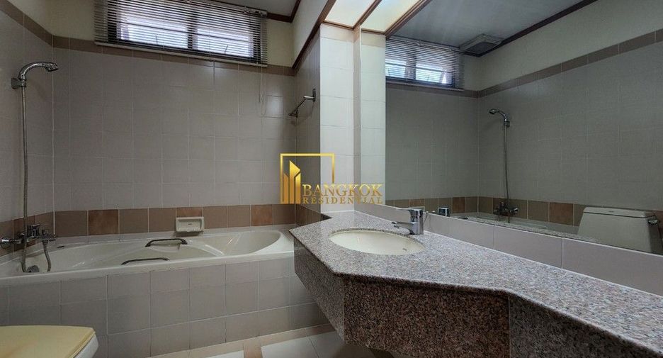 For rent 3 ベッドルーム apartment in Sathon, Bangkok