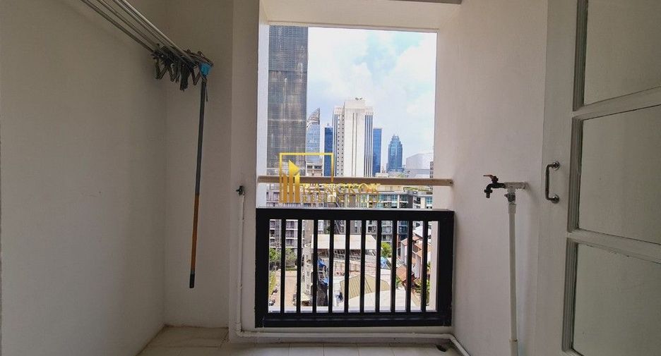 For rent 3 bedrooms apartment in Pathum Wan, Bangkok
