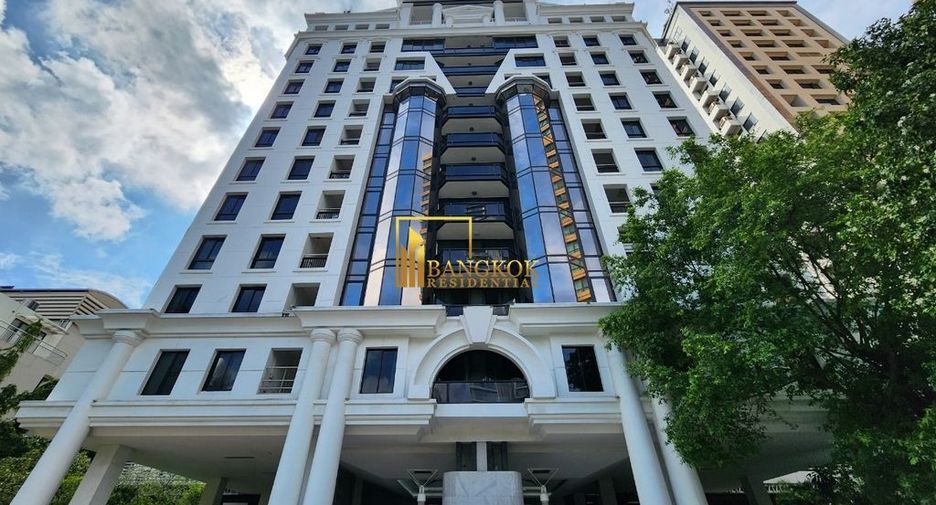 For rent 3 bedrooms apartment in Pathum Wan, Bangkok
