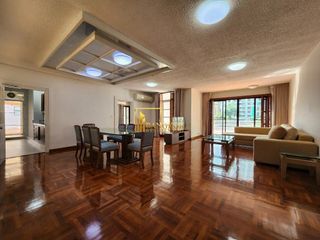 For rent 3 bedrooms apartment in Pathum Wan, Bangkok