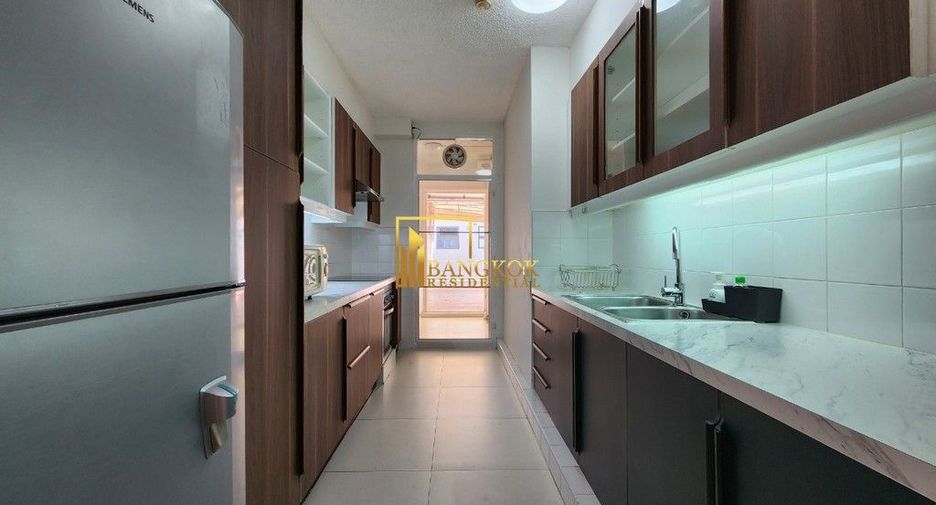 For rent 3 bedrooms apartment in Pathum Wan, Bangkok