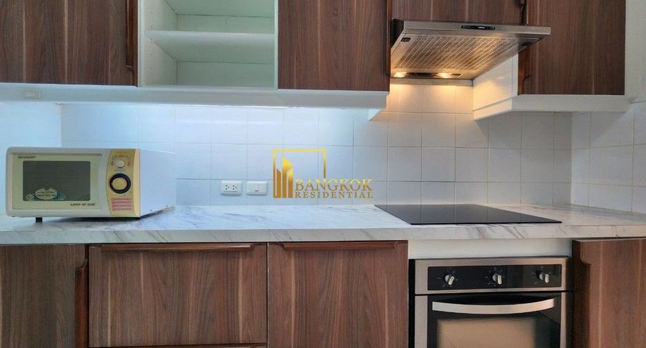 For rent 3 bedrooms apartment in Pathum Wan, Bangkok