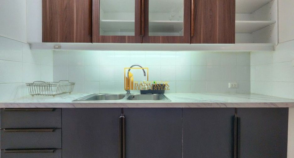 For rent 3 bedrooms apartment in Pathum Wan, Bangkok
