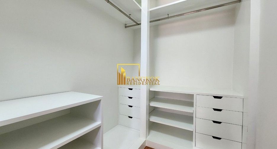 For rent 3 bedrooms apartment in Pathum Wan, Bangkok