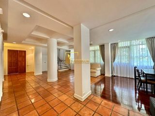 For rent 3 bedrooms apartment in Pathum Wan, Bangkok