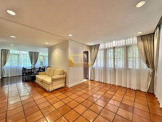 For rent 3 bedrooms apartment in Pathum Wan, Bangkok