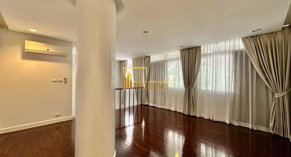 For rent 3 bedrooms apartment in Pathum Wan, Bangkok