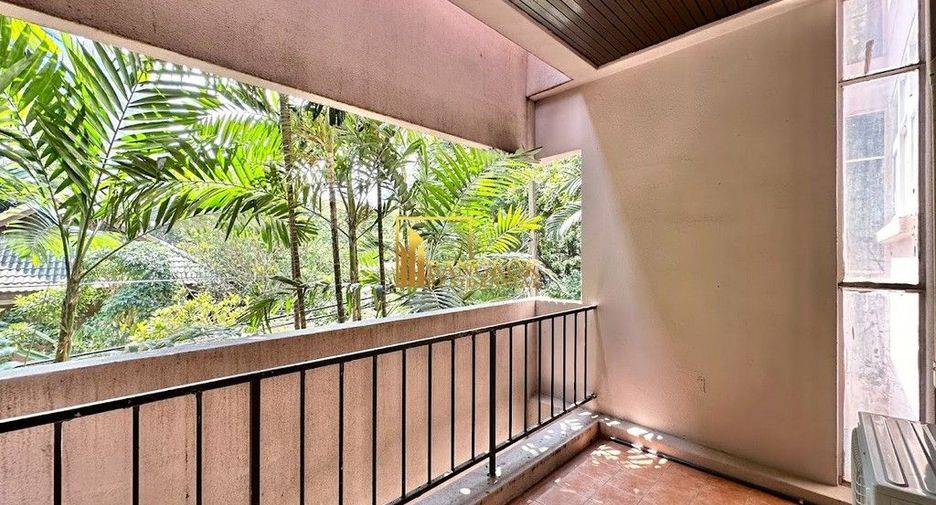 For rent 3 bedrooms apartment in Pathum Wan, Bangkok