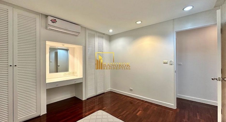 For rent 3 bedrooms apartment in Pathum Wan, Bangkok