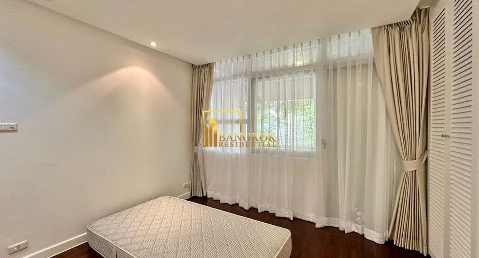 For rent 3 bedrooms apartment in Pathum Wan, Bangkok