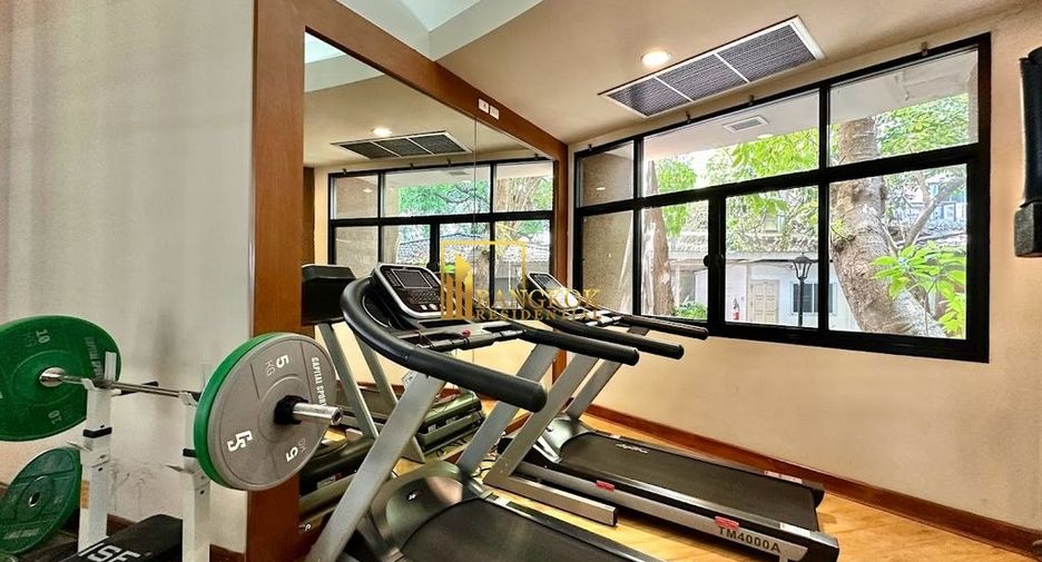 For rent 3 bedrooms apartment in Pathum Wan, Bangkok