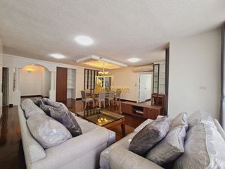 For rent 3 bedrooms apartment in Pathum Wan, Bangkok