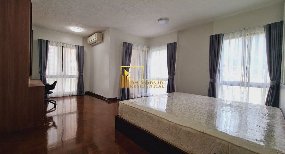 For rent 3 bedrooms apartment in Pathum Wan, Bangkok
