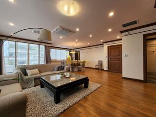 For rent 3 ベッドルーム apartment in Sathon, Bangkok