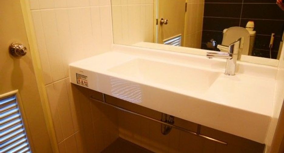 For sale 1 bed condo in Phasi Charoen, Bangkok