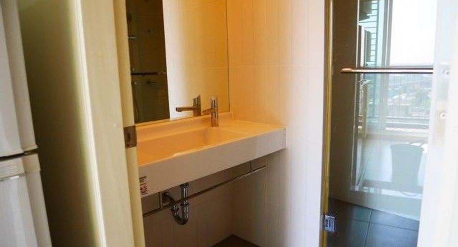 For sale 1 bed condo in Phasi Charoen, Bangkok