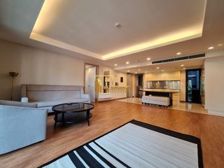 For rent 2 bedrooms apartment in Watthana, Bangkok