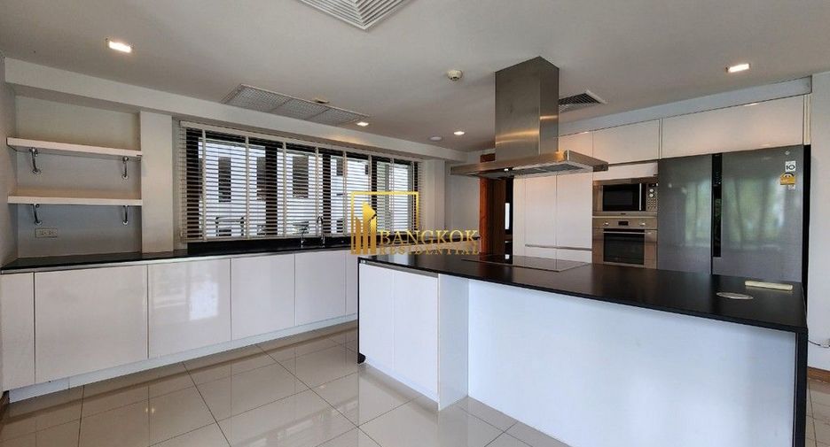 Apartamento en alquiler de 3 habitaciones en Watthana, Bangkok