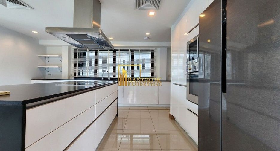 Apartamento en alquiler de 3 habitaciones en Watthana, Bangkok