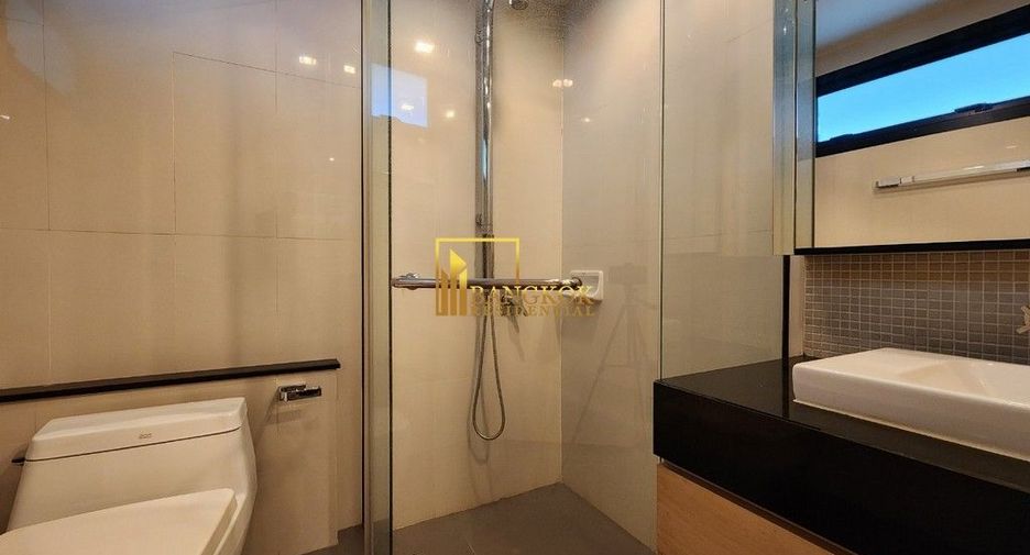 Apartamento en alquiler de 3 habitaciones en Watthana, Bangkok
