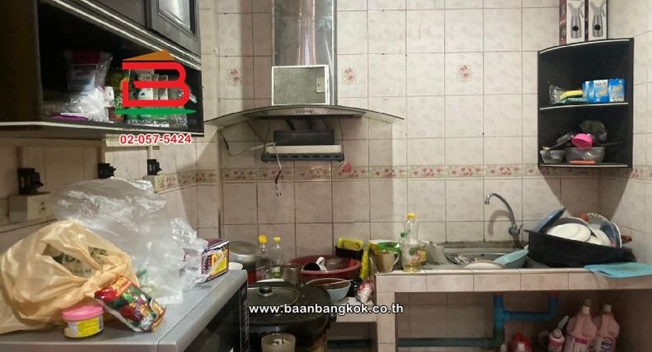 For sale 2 bedrooms retail Space in Sai Mai, Bangkok