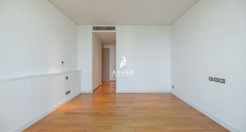 For sale 3 ベッドルーム condo in Pathum Wan, Bangkok