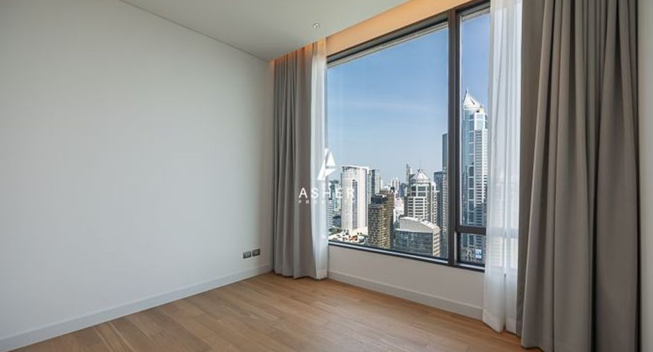 For sale 3 ベッドルーム condo in Pathum Wan, Bangkok