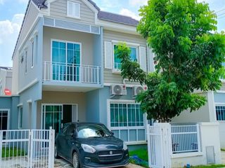 For sale 4 bedrooms house in Bang Phli, Samut Prakan